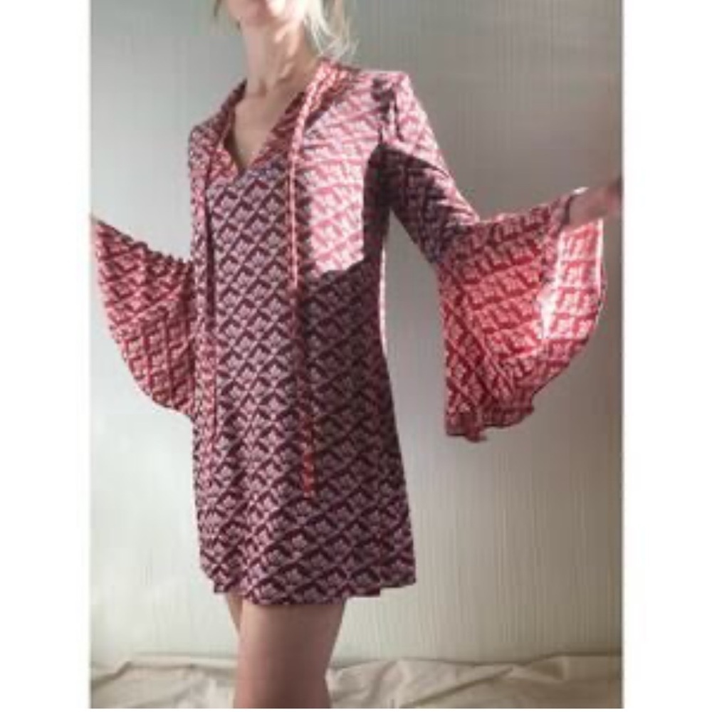 Likely Burgundy and White Floral  bell sleeves pussybow boho Sz 4 tunic dress
